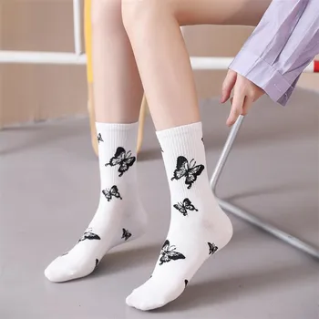 Дамски памучни чорапи в уличном стил, прости модни дамски чорапи с шарени пеперуди, спортни чорапи Tide