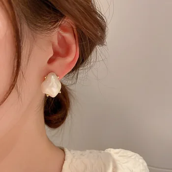 2023 Нови елегантни обеци с перли във френски стил барок, корейски, модни бижута За жени и момичета, Изискани Необичайни аксесоари