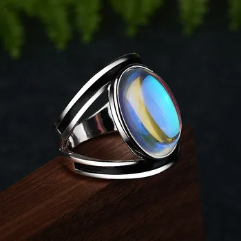Нов стилен пръстен с цветно лунен камък, преувеличени ретро-пръстен с отпадане на ластик, за мъже и жени в Европа и Америка