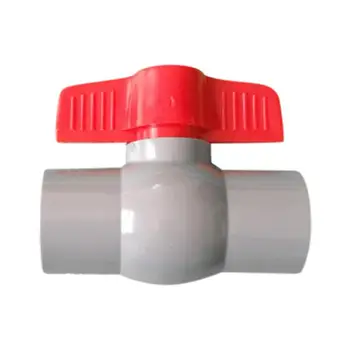 Сферичен кран PVC - тип клапа, използван за регулиране на потока на течности в водопроводна система.